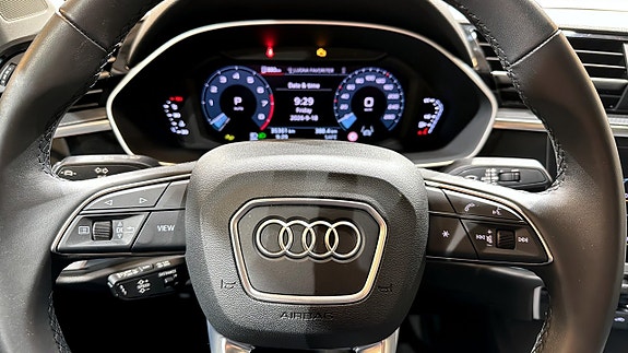 Audi Q3 18 of 20