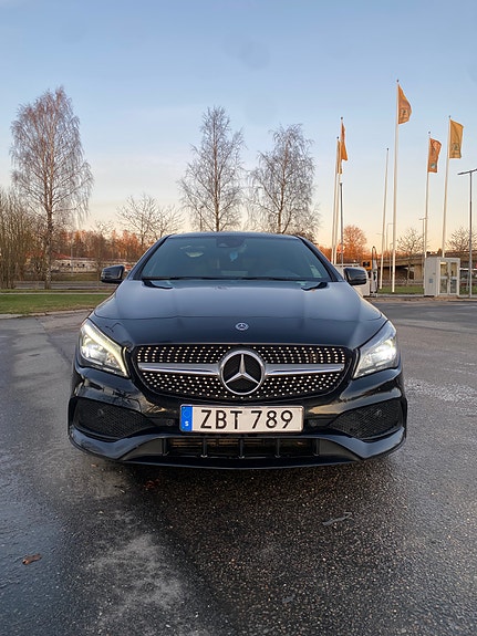 Mercedes-Benz CLA180 3 of 18