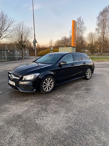 Mercedes-Benz CLA180 13 of 18