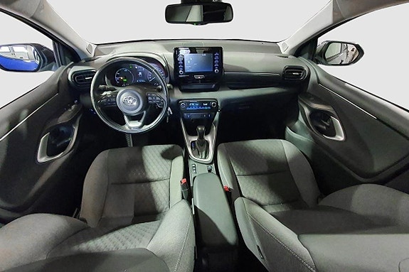 Toyota Yaris 12 of 20