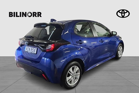 Toyota Yaris 6 of 20