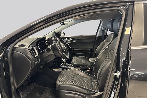 Kia Ceed 8 of 14