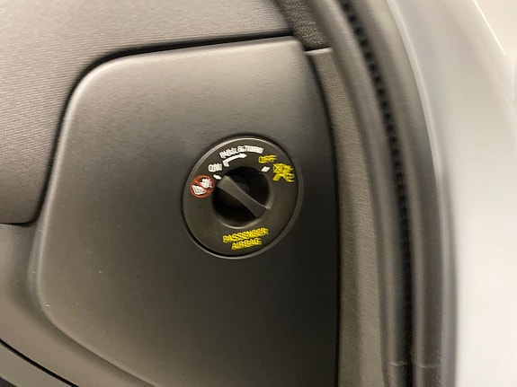 Polestar 2 12 of 27