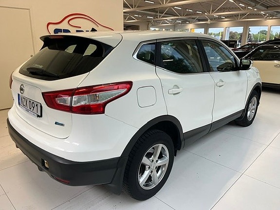 Nissan Qashqai 4 of 5