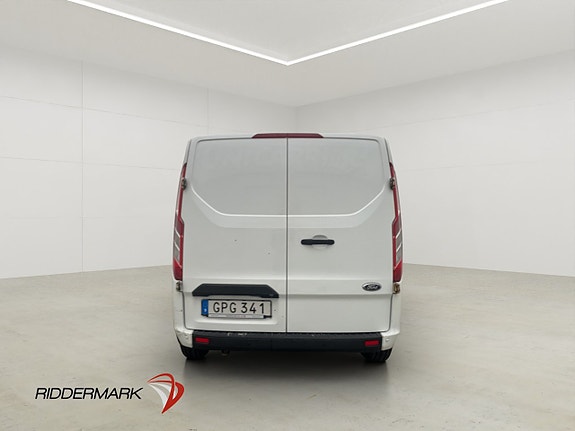 Ford Transit Custom 8 of 30