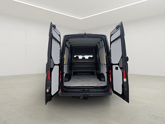 Volkswagen Crafter 11 of 30