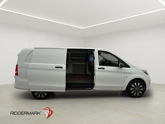 Mercedes-Benz Vito 119 28 of 30