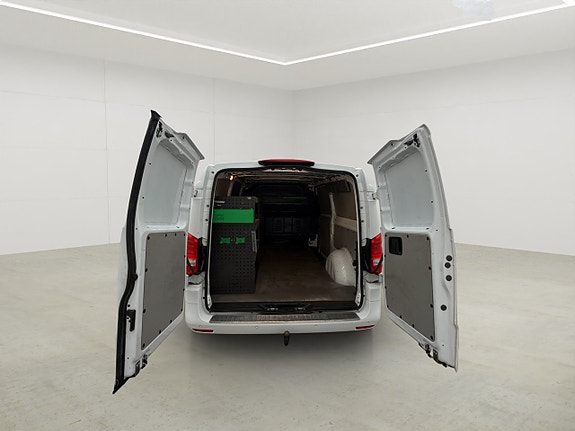 Mercedes-Benz Vito 119 11 of 30