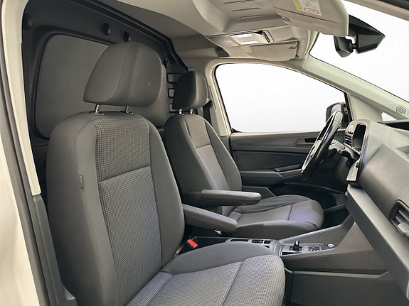 Volkswagen Caddy 28 of 30