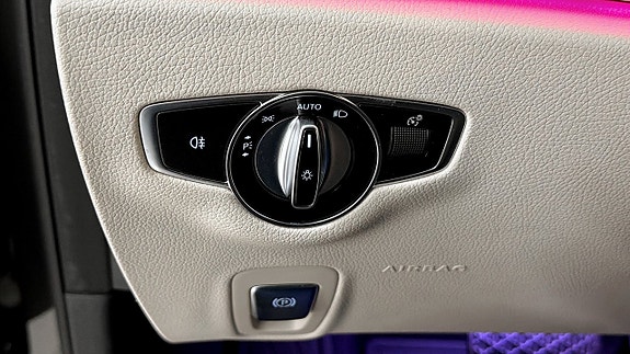 Mercedes-Benz E220 d 22 of 22