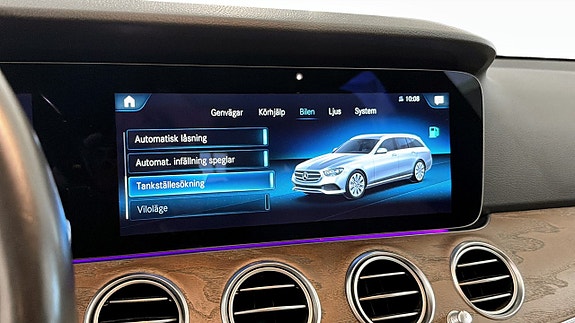 Mercedes-Benz E220 d 16 of 22