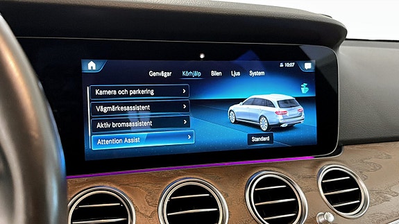 Mercedes-Benz E220 d 14 of 22