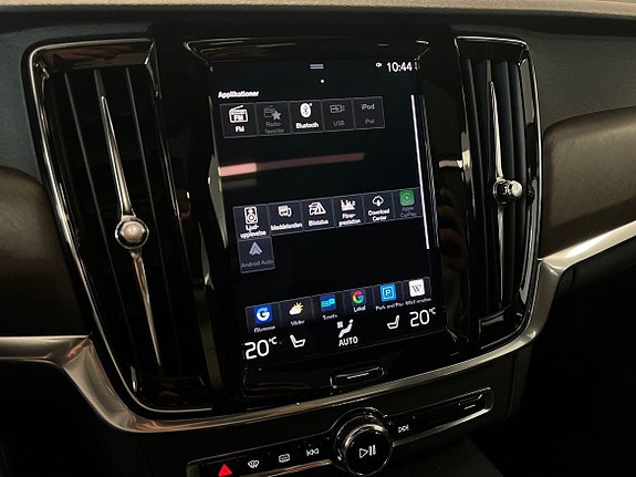 Volvo V90 Cross Country 21 of 29