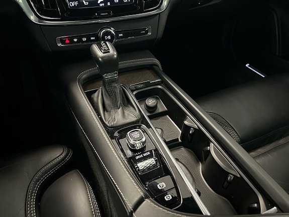 Volvo V90 Cross Country 22 of 29