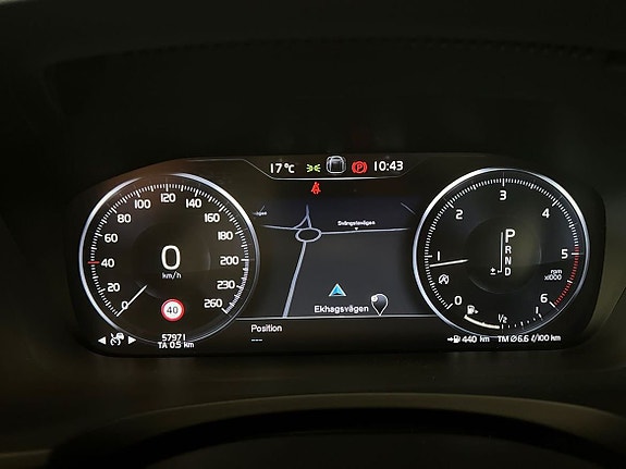 Volvo V90 Cross Country 15 of 29