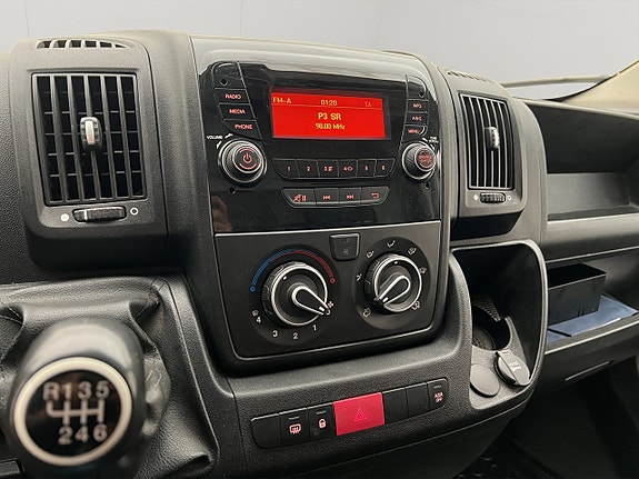 Peugeot Boxer 18 of 25