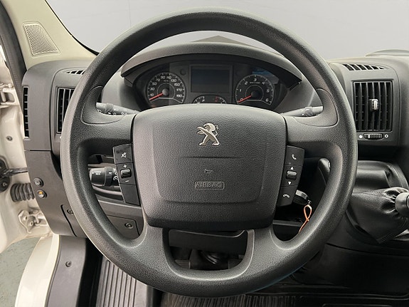 Peugeot Boxer 13 of 25
