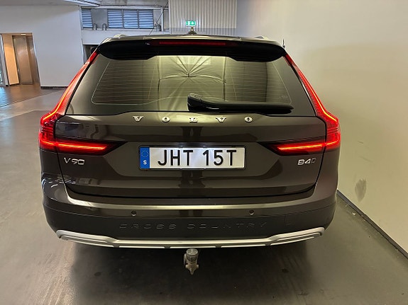 Volvo V90 Cross Country 7 of 20