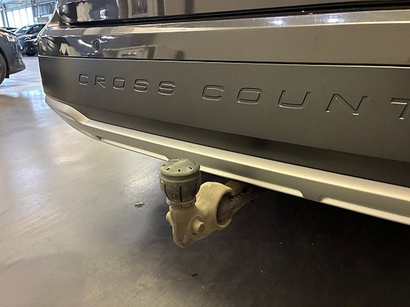 Volvo V90 Cross Country 8 of 20