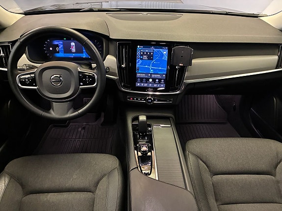 Volvo V90 Cross Country 16 of 20