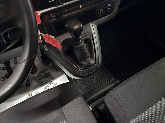 Toyota Proace Verso 18 of 19