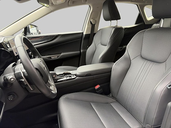 Lexus NX350h 20 of 20