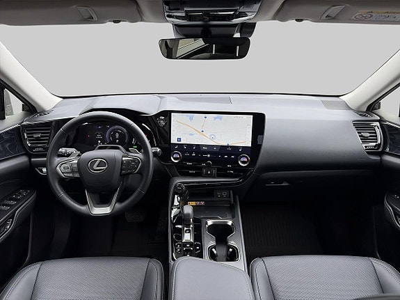 Lexus NX350h 8 of 20