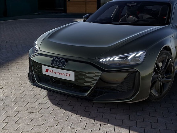 Audi e-tron GT RS 3 of 10