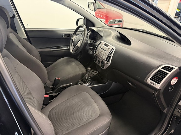 Hyundai i20 8 of 11