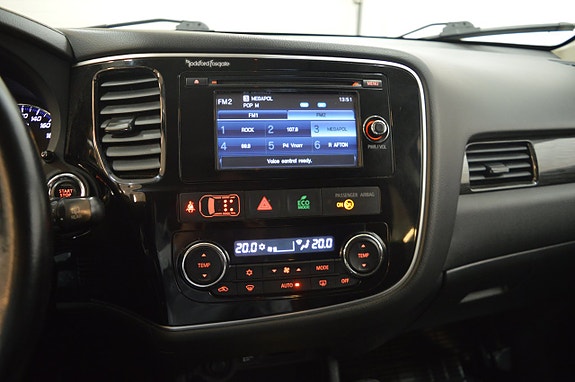 Mitsubishi Outlander 13 of 24