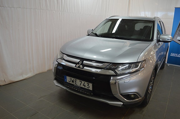 Mitsubishi Outlander 2 of 24