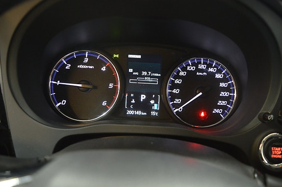 Mitsubishi Outlander 12 of 24