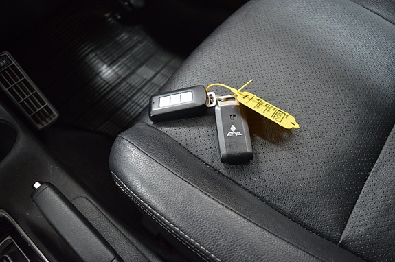 Mitsubishi Outlander 18 of 24