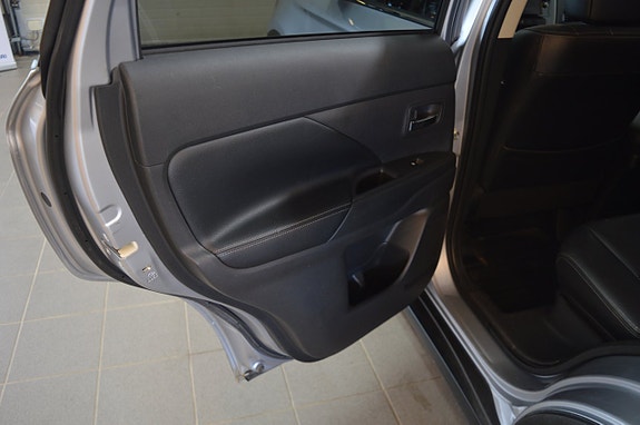 Mitsubishi Outlander 19 of 24