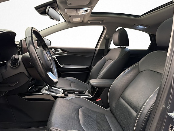 Kia XCeed 14 of 30