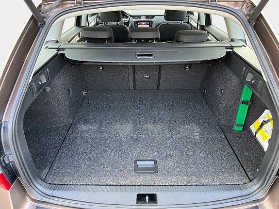 Skoda Octavia 14 of 15