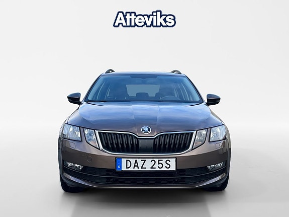 Skoda Octavia 8 of 15