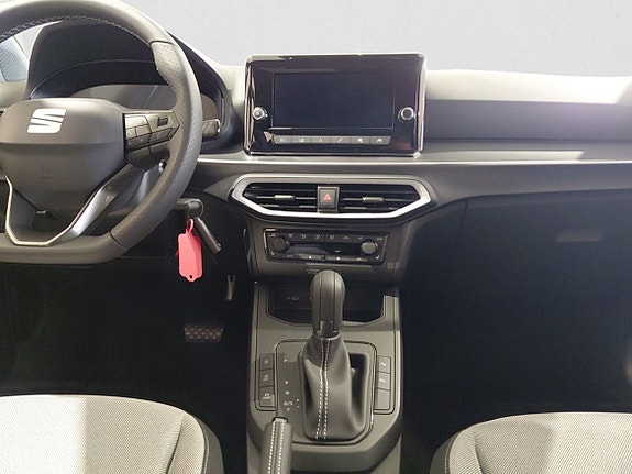 Seat Arona 12 of 15
