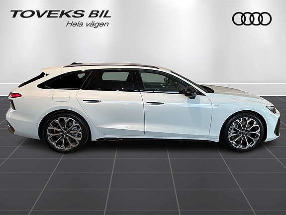 Audi A6 2 of 27