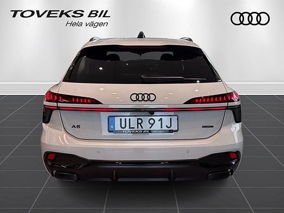 Audi A6 4 of 27