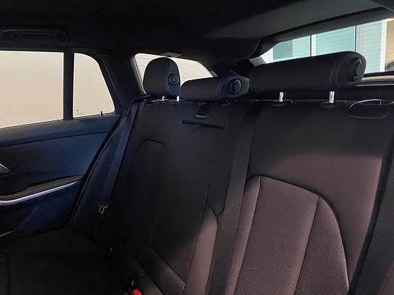 BMW 330e 8 of 12