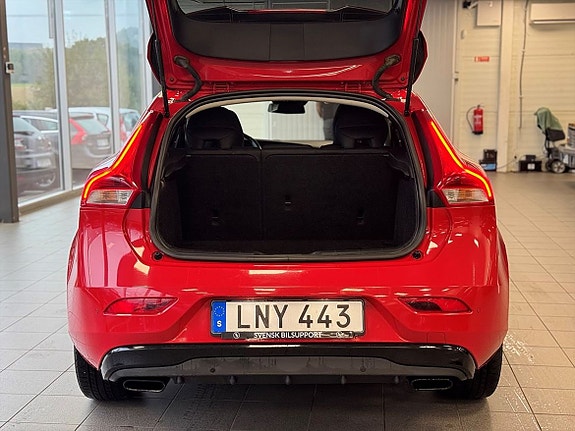 Volvo V40 21 of 21