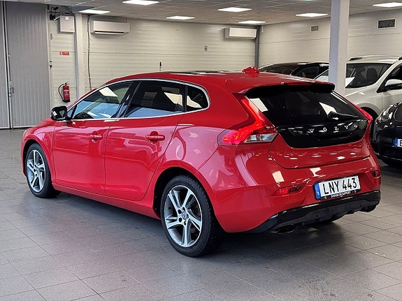 Volvo V40 5 of 21