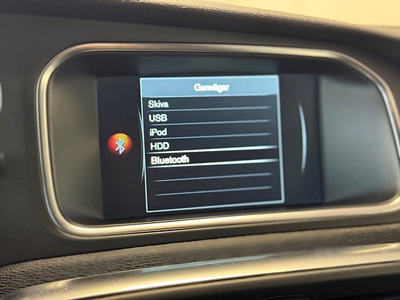 Volvo V40 18 of 21