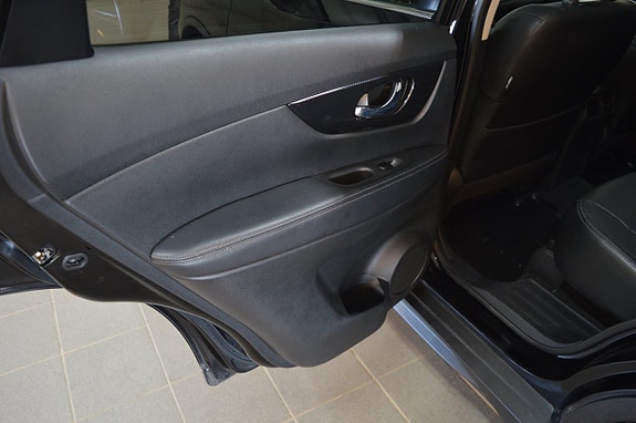 Nissan X-Trail 18 of 21