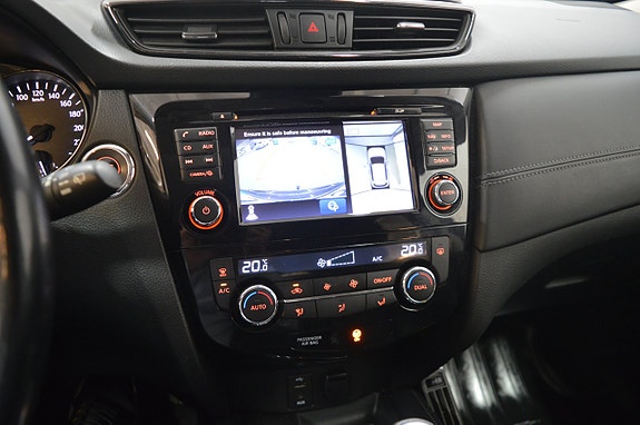Nissan X-Trail 17 of 21