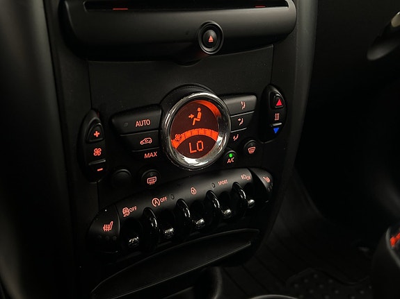 MINI Countryman Cooper SD 20 of 22