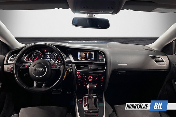 Audi A5 3 of 21