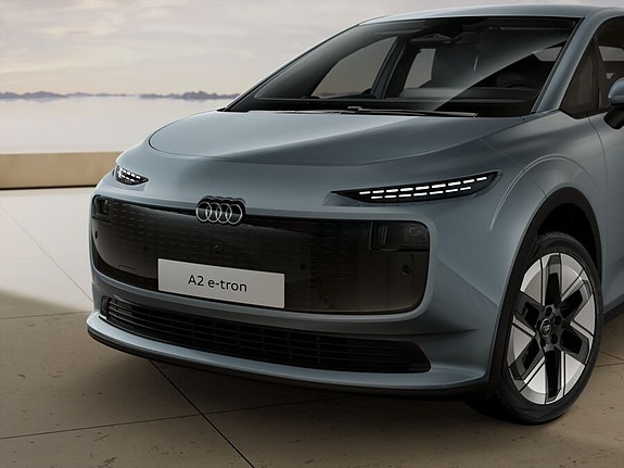 Audi A2 e-tron 6 of 8