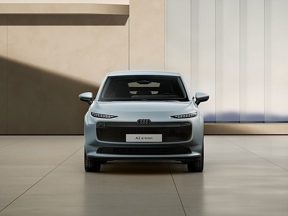 Audi A2 e-tron 5 of 8